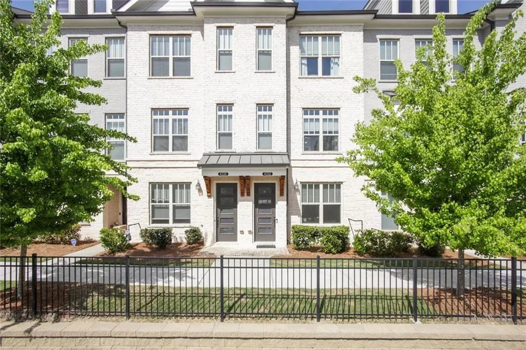 4332 Parkside Place, Sandy Springs, Georgia 30342, 2 Bedrooms Bedrooms, ,3 BathroomsBathrooms,Residential,Sold,4332 Parkside Place,7035573
