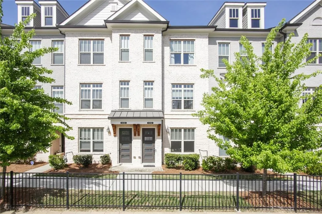 4332 Parkside Place, Sandy Springs, Georgia 30342, 2 Bedrooms Bedrooms, ,3 BathroomsBathrooms,Residential,Sold,4332 Parkside Place,7035573