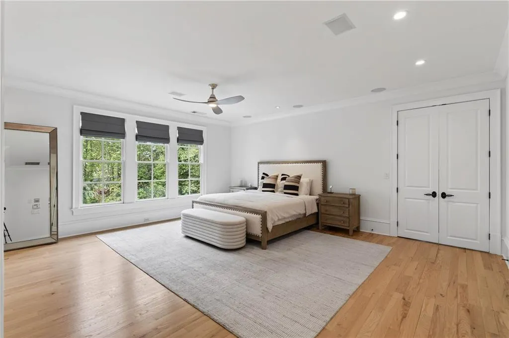 4868 Merlendale Drive, Atlanta, Georgia 30327, 6 Bedrooms Bedrooms, ,6 BathroomsBathrooms,Residential,For Sale,4868 Merlendale Drive,7741002