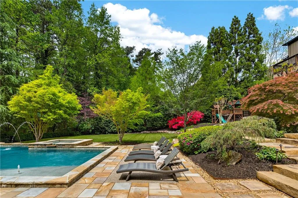 4868 Merlendale Drive, Atlanta, Georgia 30327, 6 Bedrooms Bedrooms, ,6 BathroomsBathrooms,Residential,For Sale,4868 Merlendale Drive,7741002