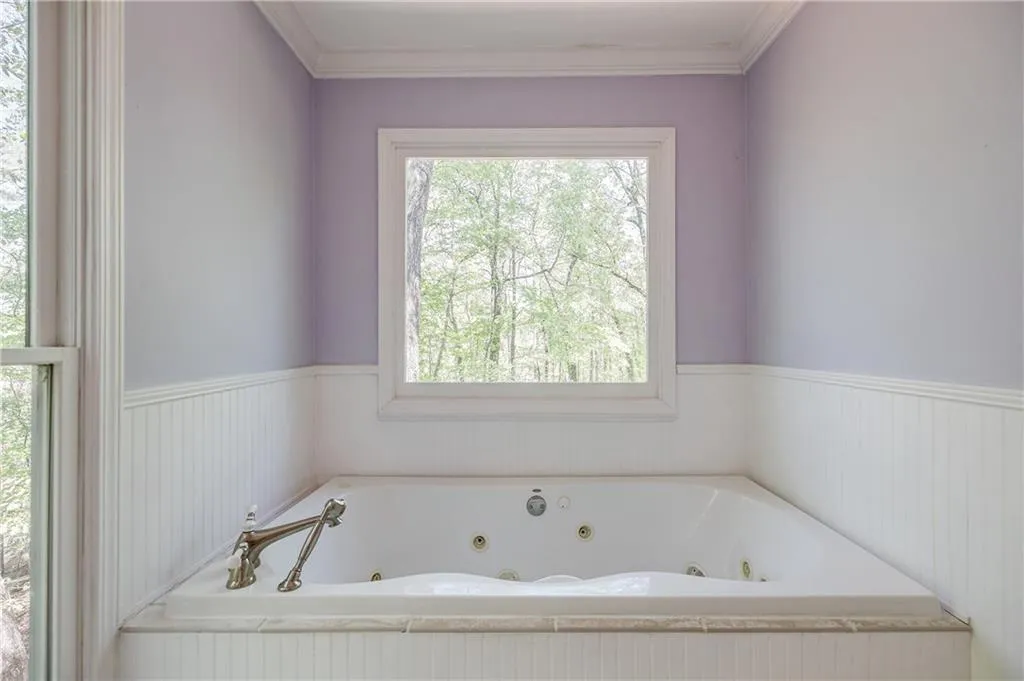 1605 Saddle Ridge Way, Sandy Springs, Georgia 30350, 5 Bedrooms Bedrooms, ,4 BathroomsBathrooms,Residential,Sold,1605 Saddle Ridge Way,7036699