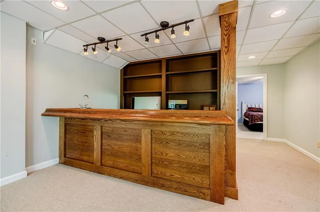 1605 Saddle Ridge Way, Sandy Springs, Georgia 30350, 5 Bedrooms Bedrooms, ,4 BathroomsBathrooms,Residential,Sold,1605 Saddle Ridge Way,7036699