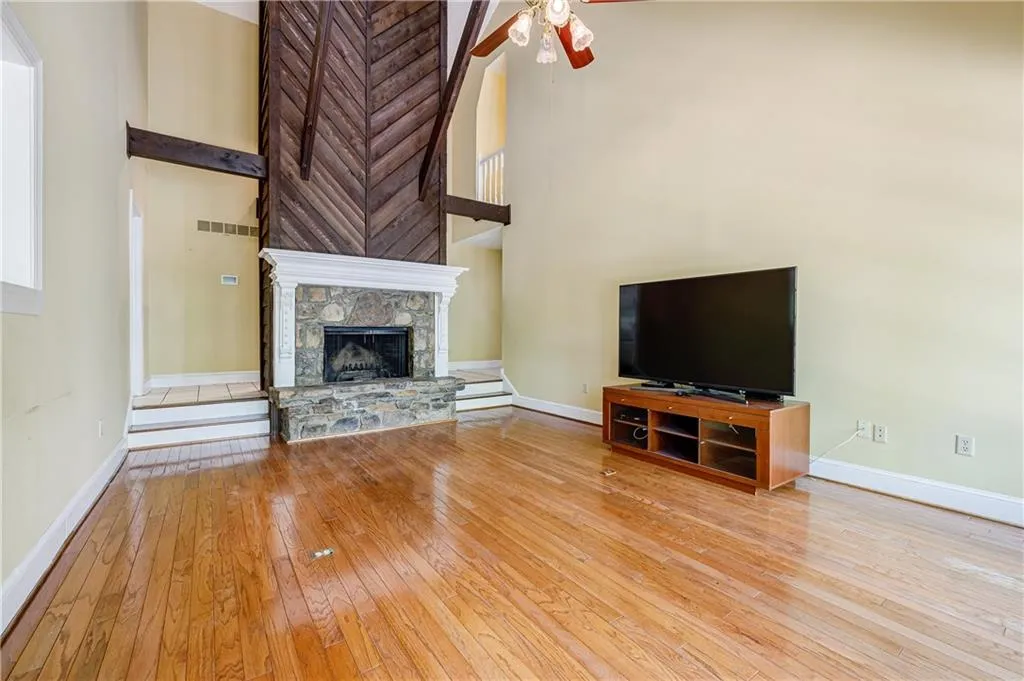 1605 Saddle Ridge Way, Sandy Springs, Georgia 30350, 5 Bedrooms Bedrooms, ,4 BathroomsBathrooms,Residential,Sold,1605 Saddle Ridge Way,7036699