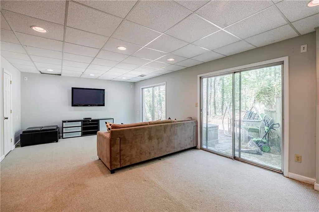 1605 Saddle Ridge Way, Sandy Springs, Georgia 30350, 5 Bedrooms Bedrooms, ,4 BathroomsBathrooms,Residential,Sold,1605 Saddle Ridge Way,7036699