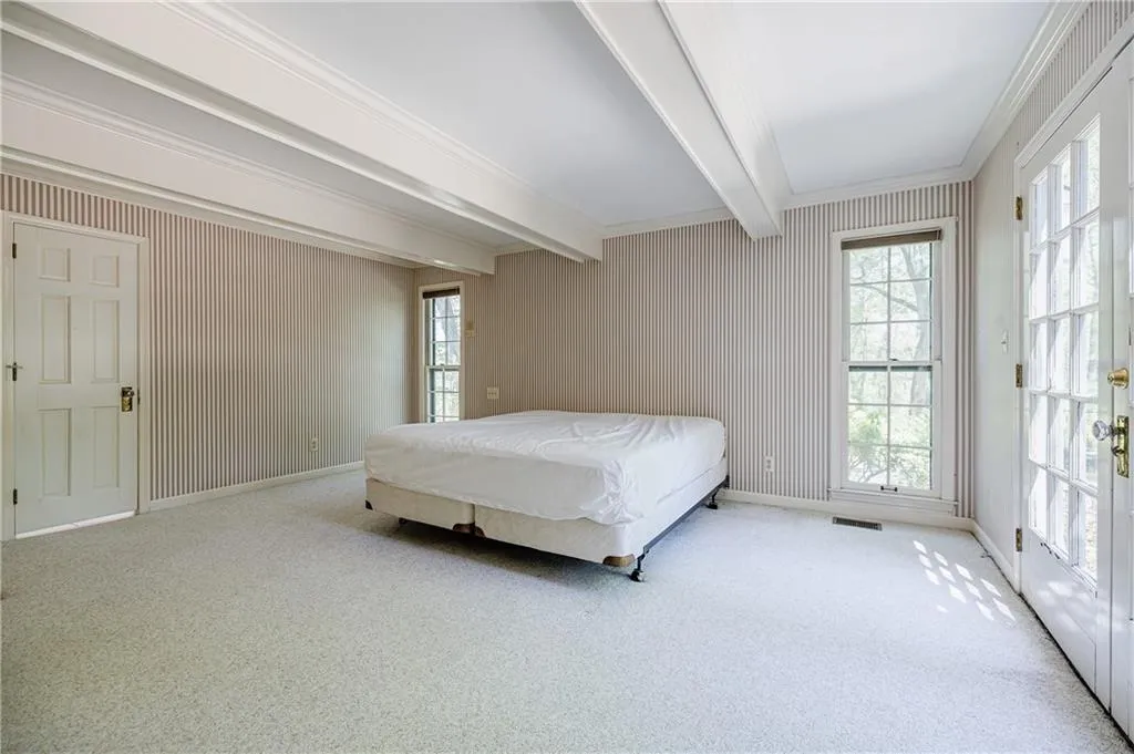 1605 Saddle Ridge Way, Sandy Springs, Georgia 30350, 5 Bedrooms Bedrooms, ,4 BathroomsBathrooms,Residential,Sold,1605 Saddle Ridge Way,7036699