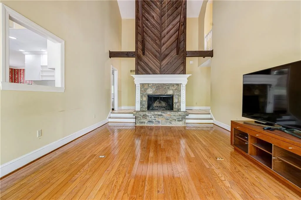 1605 Saddle Ridge Way, Sandy Springs, Georgia 30350, 5 Bedrooms Bedrooms, ,4 BathroomsBathrooms,Residential,Sold,1605 Saddle Ridge Way,7036699