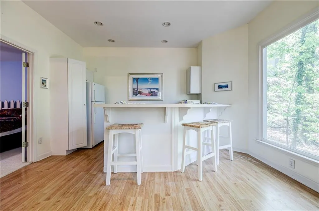 1605 Saddle Ridge Way, Sandy Springs, Georgia 30350, 5 Bedrooms Bedrooms, ,4 BathroomsBathrooms,Residential,Sold,1605 Saddle Ridge Way,7036699