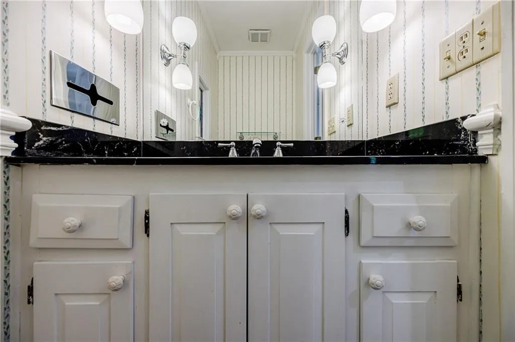 1605 Saddle Ridge Way, Sandy Springs, Georgia 30350, 5 Bedrooms Bedrooms, ,4 BathroomsBathrooms,Residential,Sold,1605 Saddle Ridge Way,7036699