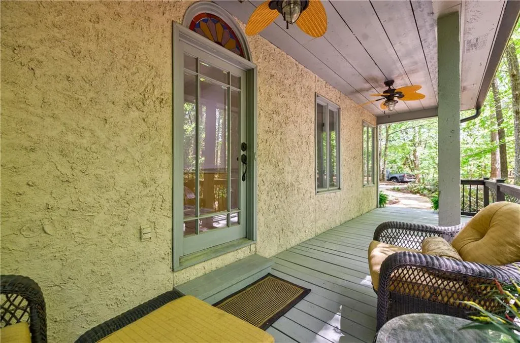 1605 Saddle Ridge Way, Sandy Springs, Georgia 30350, 5 Bedrooms Bedrooms, ,4 BathroomsBathrooms,Residential,Sold,1605 Saddle Ridge Way,7036699