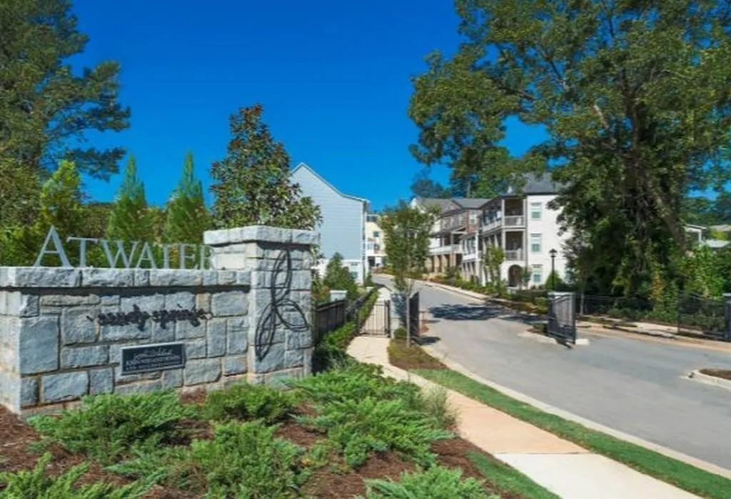 4015 Eamont Lane, Sandy Springs, Georgia 30328, 3 Bedrooms Bedrooms, ,3 BathroomsBathrooms,Residential,Sold,4015 Eamont Lane,6505238