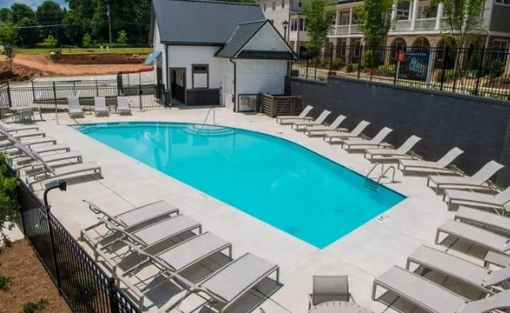 4015 Eamont Lane, Sandy Springs, Georgia 30328, 3 Bedrooms Bedrooms, ,3 BathroomsBathrooms,Residential,Sold,4015 Eamont Lane,6505238