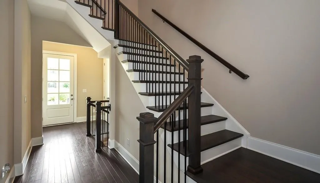 4015 Eamont Lane, Sandy Springs, Georgia 30328, 3 Bedrooms Bedrooms, ,3 BathroomsBathrooms,Residential,Sold,4015 Eamont Lane,6505238