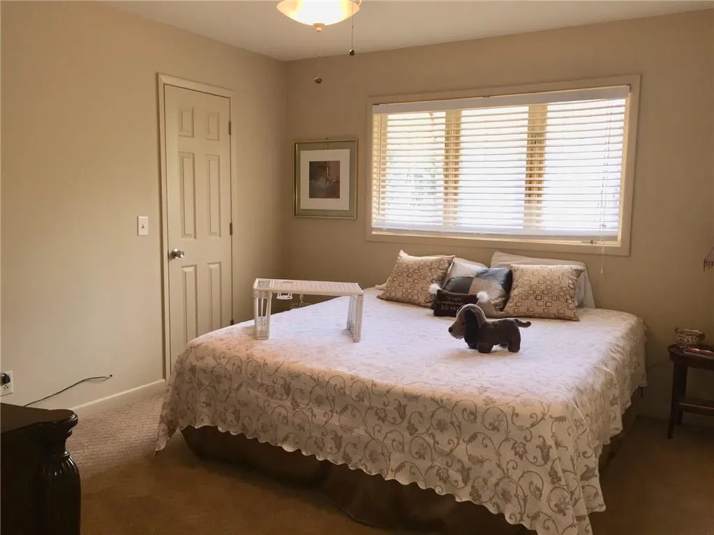 95 Messina Way, Sandy Springs, Georgia 30328, 5 Bedrooms Bedrooms, ,3 BathroomsBathrooms,Residential,Sold,95 Messina Way,5996062