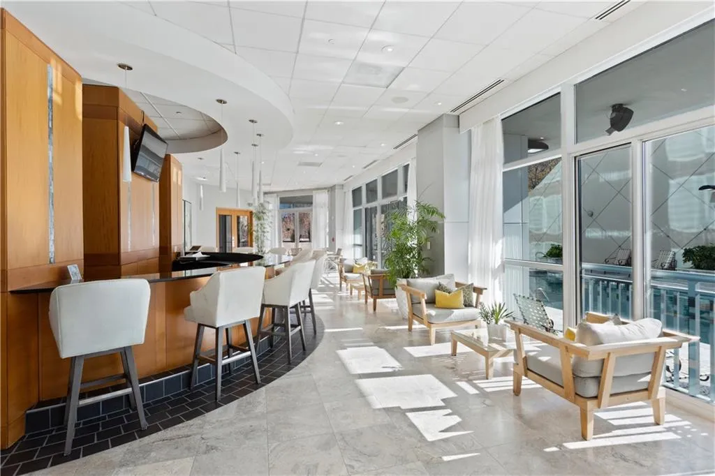 3338 Peachtree Road Unit 2708, Atlanta, Georgia 30326, 1 Bedroom Bedrooms, ,1 BathroomBathrooms,Residential,Sold,3338 Peachtree Road Unit 2708,7200916