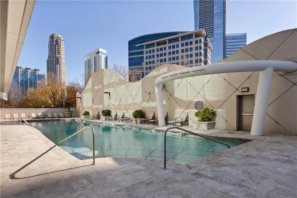 3338 Peachtree Road Unit 2708, Atlanta, Georgia 30326, 1 Bedroom Bedrooms, ,1 BathroomBathrooms,Residential,Sold,3338 Peachtree Road Unit 2708,7200916