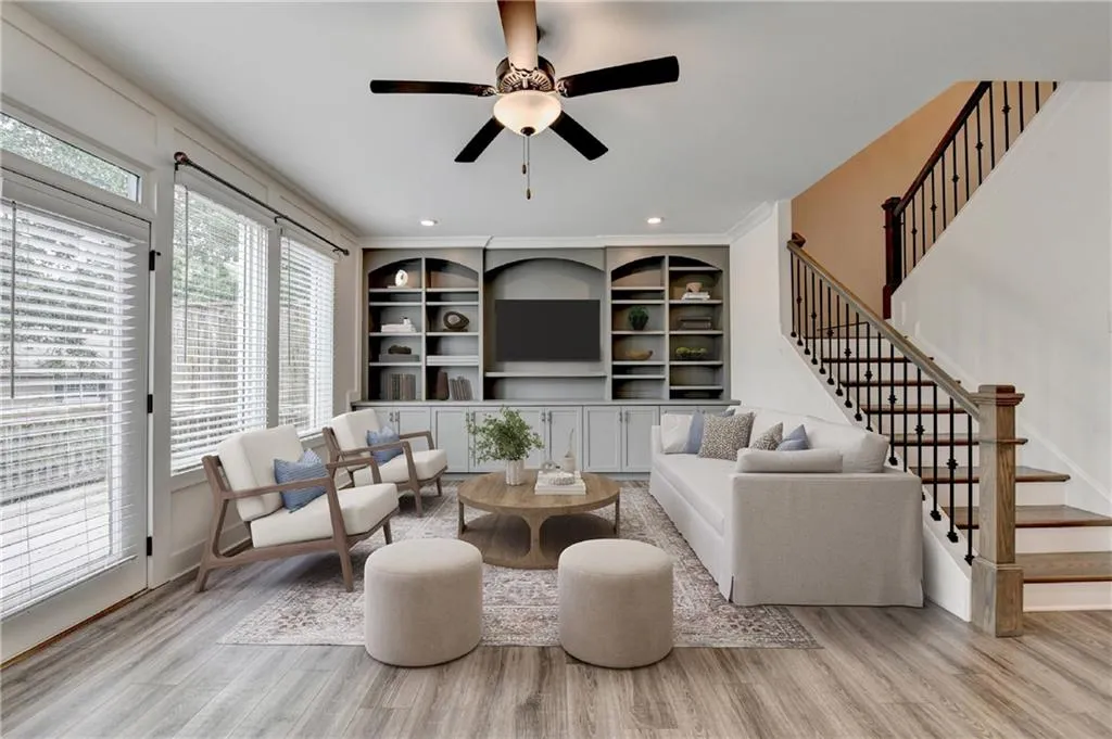 6892 Roswell Road, Atlanta, Georgia 30328, 4 Bedrooms Bedrooms, ,3 BathroomsBathrooms,Residential,For Sale,6892 Roswell Road,7627608
