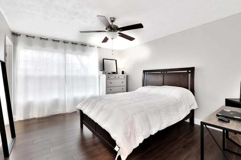 6980 Roswell Road Ne Unit M3, Sandy Springs, Georgia 30328, 3 Bedrooms Bedrooms, ,2 BathroomsBathrooms,Residential,Sold,6980 Roswell Road Ne Unit M3,6825747