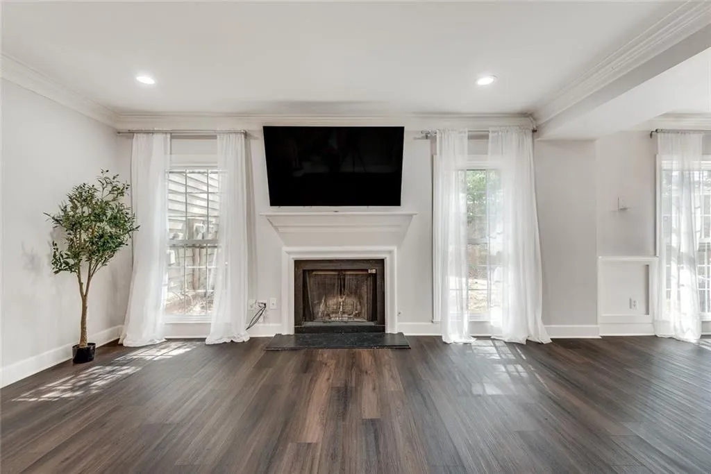 57 Mount Vernon Circle, Atlanta, Georgia 30338, 2 Bedrooms Bedrooms, ,2 BathroomsBathrooms,Residential,For Sale,57 Mount Vernon Circle,7621552