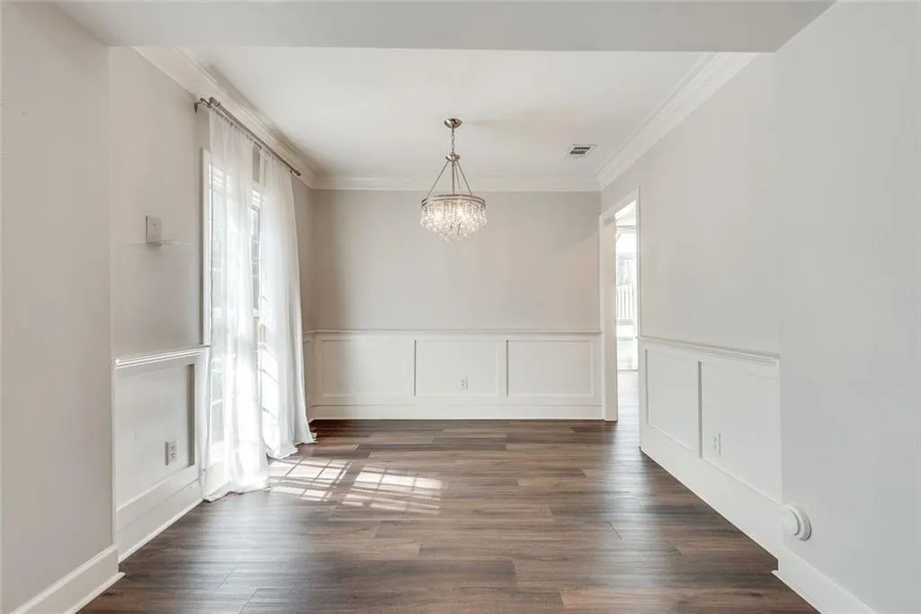 57 Mount Vernon Circle, Atlanta, Georgia 30338, 2 Bedrooms Bedrooms, ,2 BathroomsBathrooms,Residential,For Sale,57 Mount Vernon Circle,7621552