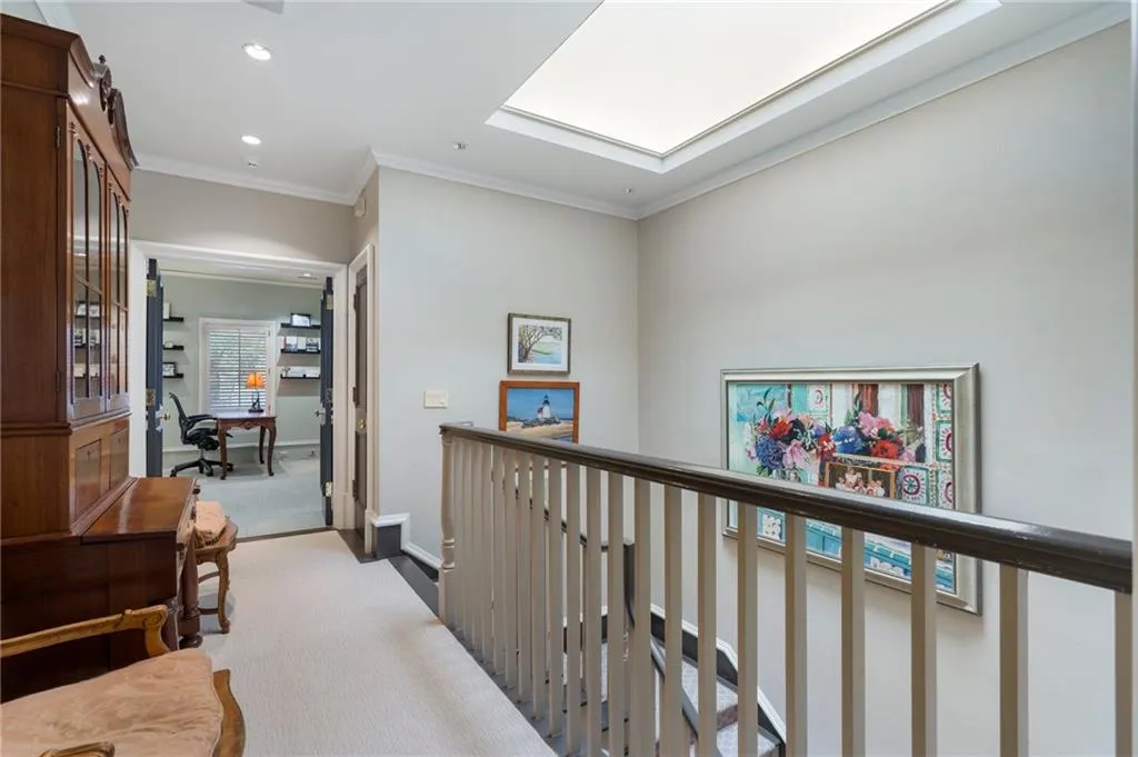 2525 Peachtree Road Unit 28, Atlanta, Georgia 30305, 3 Bedrooms Bedrooms, ,2 BathroomsBathrooms,Residential,For Sale,2525 Peachtree Road Unit 28,7618872