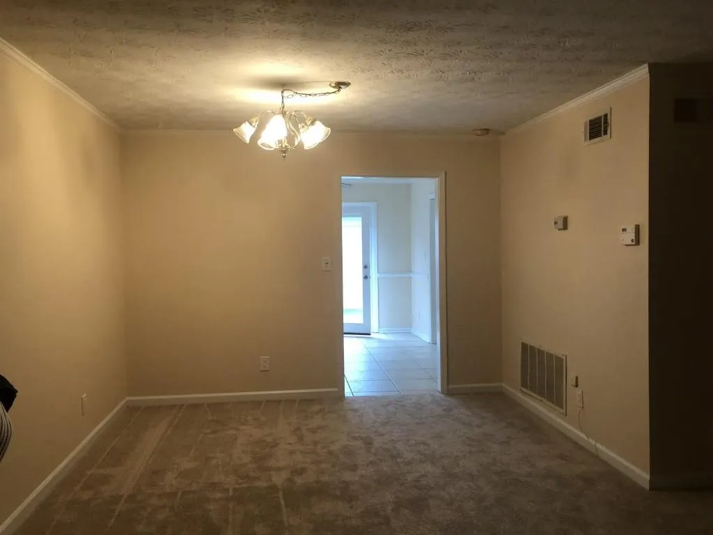 370 Winding River Drive Unit E, Sandy Springs, Georgia 30350, 3 Bedrooms Bedrooms, ,2 BathroomsBathrooms,Residential,Sold,370 Winding River Drive Unit E,6052868