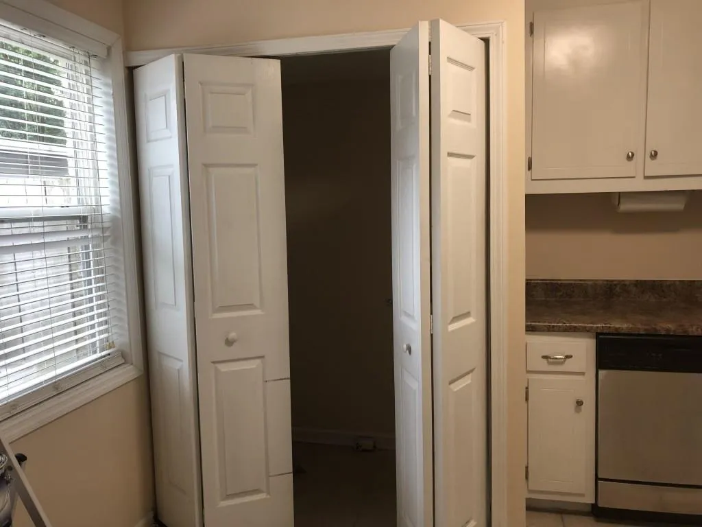 370 Winding River Drive Unit E, Sandy Springs, Georgia 30350, 3 Bedrooms Bedrooms, ,2 BathroomsBathrooms,Residential,Sold,370 Winding River Drive Unit E,6052868