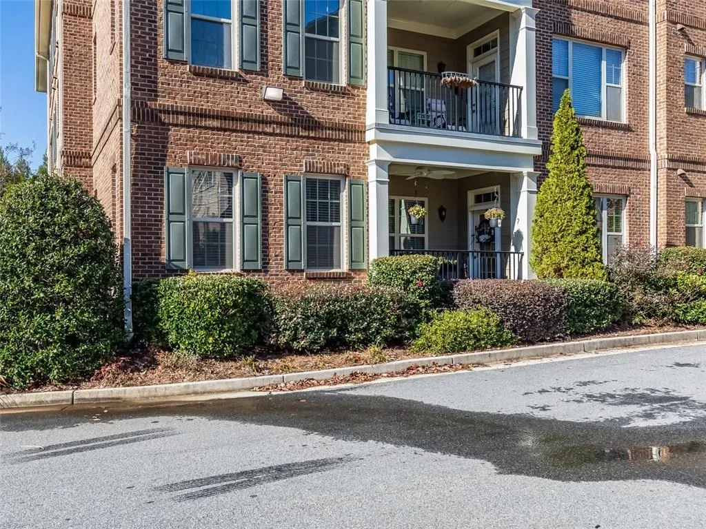 7265 Glisten Avenue Unit 110, Sandy Springs, Georgia 30328, 2 Bedrooms Bedrooms, ,2 BathroomsBathrooms,Residential,Sold,7265 Glisten Avenue Unit 110,6109879