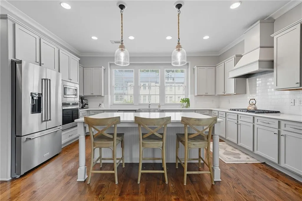 2539 Skyland Drive Ne, Brookhaven, Georgia 30319, 3 Bedrooms Bedrooms, ,3 BathroomsBathrooms,Residential,For Sale,2539 Skyland Drive Ne,7645850