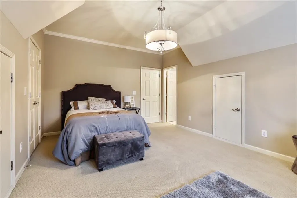 6327 Cotswold Lane, Sandy Springs, Georgia 30328, 4 Bedrooms Bedrooms, ,3 BathroomsBathrooms,Residential,Sold,6327 Cotswold Lane,7018260