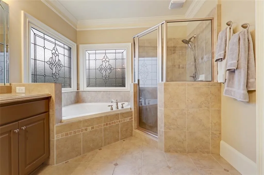 6327 Cotswold Lane, Sandy Springs, Georgia 30328, 4 Bedrooms Bedrooms, ,3 BathroomsBathrooms,Residential,Sold,6327 Cotswold Lane,7018260