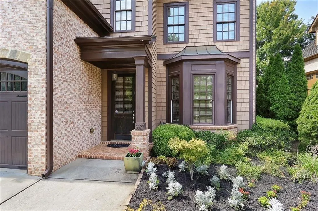 6327 Cotswold Lane, Sandy Springs, Georgia 30328, 4 Bedrooms Bedrooms, ,3 BathroomsBathrooms,Residential,Sold,6327 Cotswold Lane,7018260