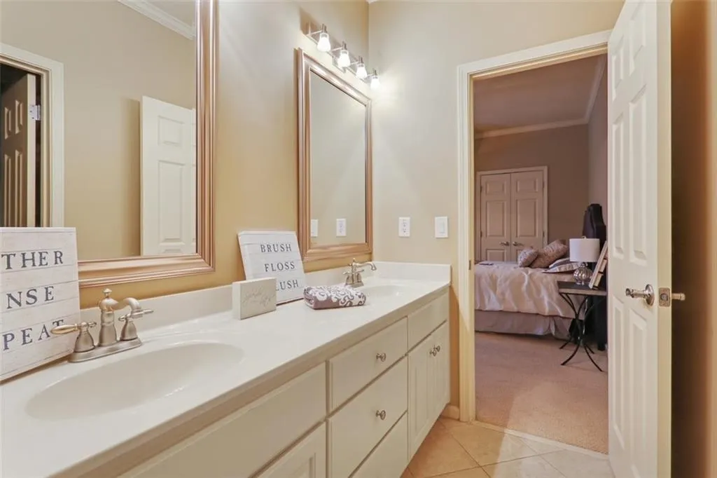 6327 Cotswold Lane, Sandy Springs, Georgia 30328, 4 Bedrooms Bedrooms, ,3 BathroomsBathrooms,Residential,Sold,6327 Cotswold Lane,7018260