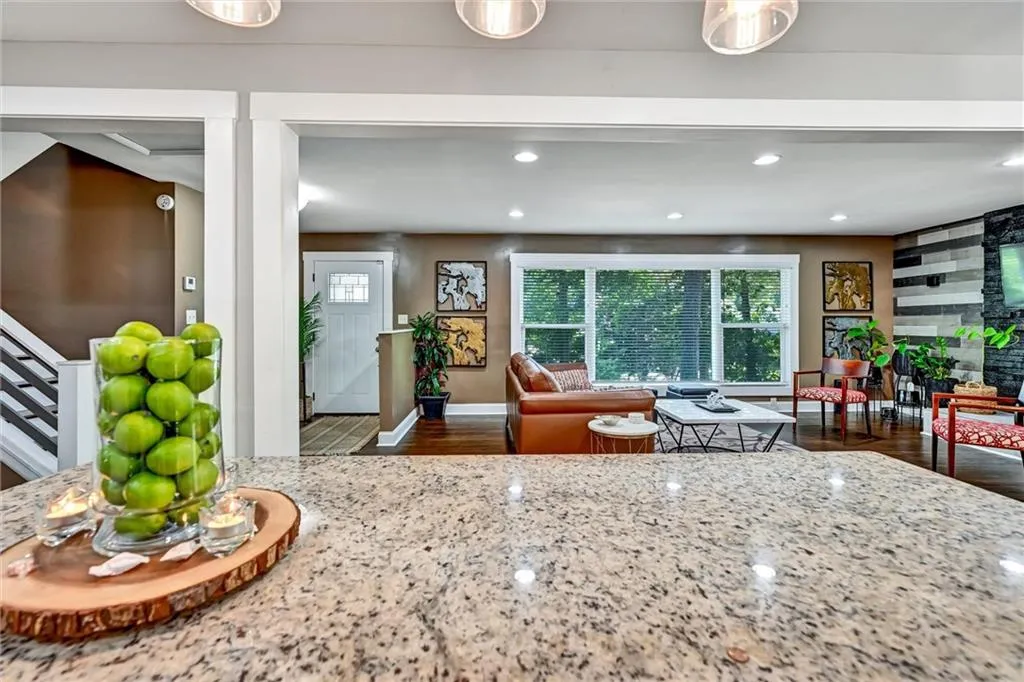 2953 Collier Drive Nw, Atlanta, Georgia 30318, ,Residential Income,For Sale,2953 Collier Drive Nw,7535656