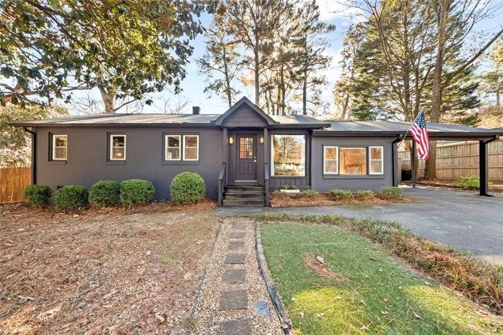 1333 Victor Road Ne, Atlanta, Georgia 30324, 3 Bedrooms Bedrooms, 0 ,2 BathroomsBathrooms,Land,For Sale,1333 Victor Road Ne,7689664