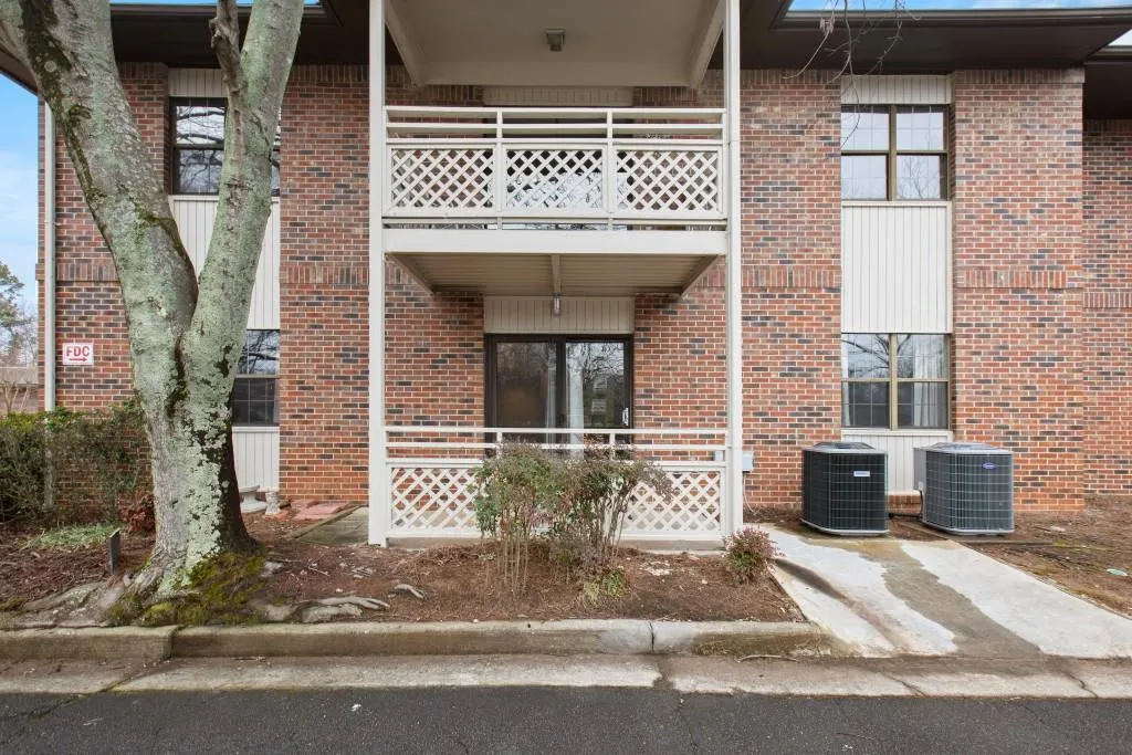 475 Mount Vernon Highway Unit A100, Sandy Springs, Georgia 30328, 2 Bedrooms Bedrooms, ,2 BathroomsBathrooms,Residential,Sold,475 Mount Vernon Highway Unit A100,6832241