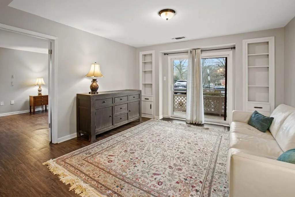 475 Mount Vernon Highway Unit A100, Sandy Springs, Georgia 30328, 2 Bedrooms Bedrooms, ,2 BathroomsBathrooms,Residential,Sold,475 Mount Vernon Highway Unit A100,6832241