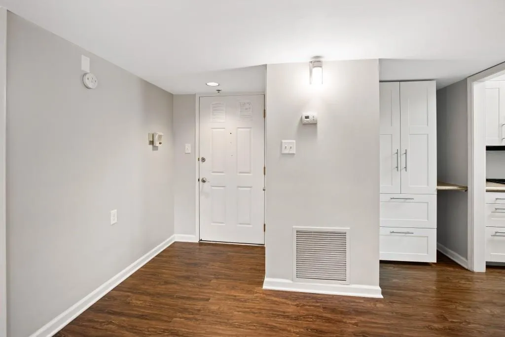 475 Mount Vernon Highway Unit A100, Sandy Springs, Georgia 30328, 2 Bedrooms Bedrooms, ,2 BathroomsBathrooms,Residential,Sold,475 Mount Vernon Highway Unit A100,6832241