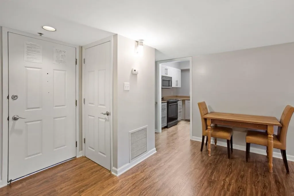 475 Mount Vernon Highway Unit A100, Sandy Springs, Georgia 30328, 2 Bedrooms Bedrooms, ,2 BathroomsBathrooms,Residential,Sold,475 Mount Vernon Highway Unit A100,6832241