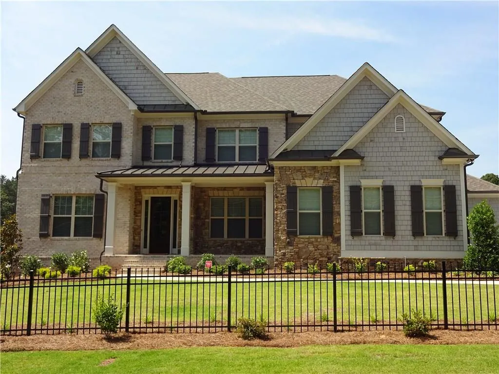 130 Spalding Drive, Sandy Springs, Georgia 30328, 5 Bedrooms Bedrooms, ,4 BathroomsBathrooms,Residential,Sold,130 Spalding Drive,5685463