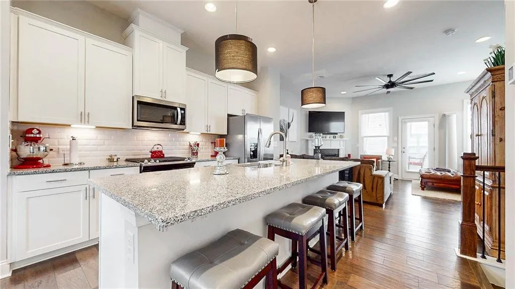 2022 Manchester Street Ne, Atlanta, Georgia 30324, 3 Bedrooms Bedrooms, ,3 BathroomsBathrooms,Residential,For Sale,2022 Manchester Street Ne,7611993