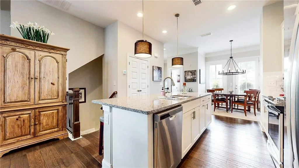2022 Manchester Street Ne, Atlanta, Georgia 30324, 3 Bedrooms Bedrooms, ,3 BathroomsBathrooms,Residential,For Sale,2022 Manchester Street Ne,7611993