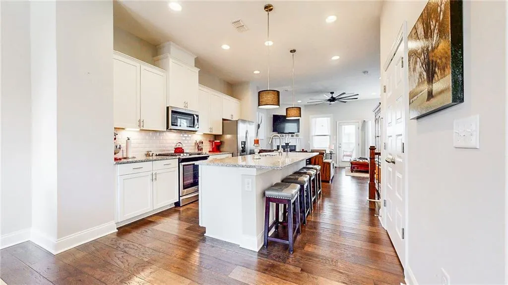 2022 Manchester Street Ne, Atlanta, Georgia 30324, 3 Bedrooms Bedrooms, ,3 BathroomsBathrooms,Residential,For Sale,2022 Manchester Street Ne,7611993