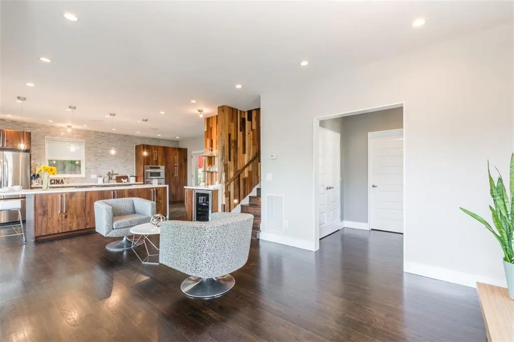 388 Richards Street Nw, Atlanta, Georgia 30318, 4 Bedrooms Bedrooms, ,4 BathroomsBathrooms,Residential,Sold,388 Richards Street Nw,5845752