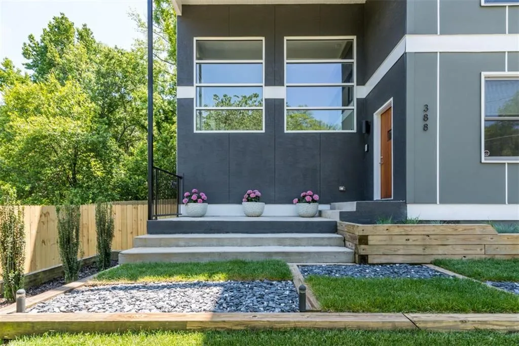388 Richards Street Nw, Atlanta, Georgia 30318, 4 Bedrooms Bedrooms, ,4 BathroomsBathrooms,Residential,Sold,388 Richards Street Nw,5845752