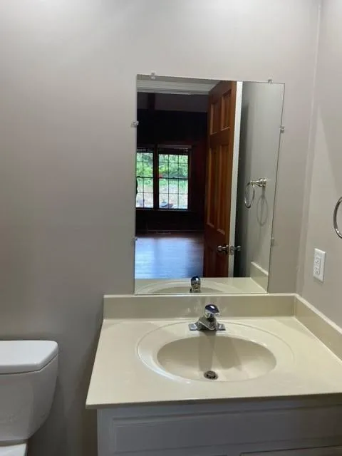 145 Old College Way, Atlanta, Georgia 30328, 5 Bedrooms Bedrooms, ,5 BathroomsBathrooms,Residential,Sold,145 Old College Way,6894673