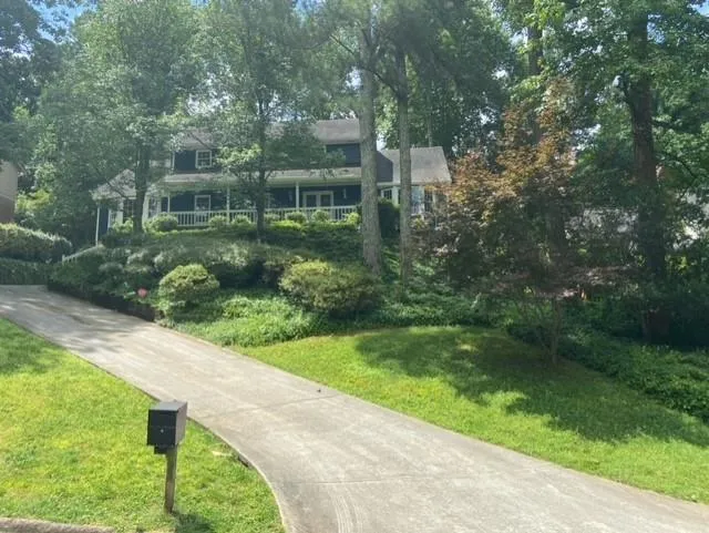 145 Old College Way, Atlanta, Georgia 30328, 5 Bedrooms Bedrooms, ,5 BathroomsBathrooms,Residential,Sold,145 Old College Way,6894673