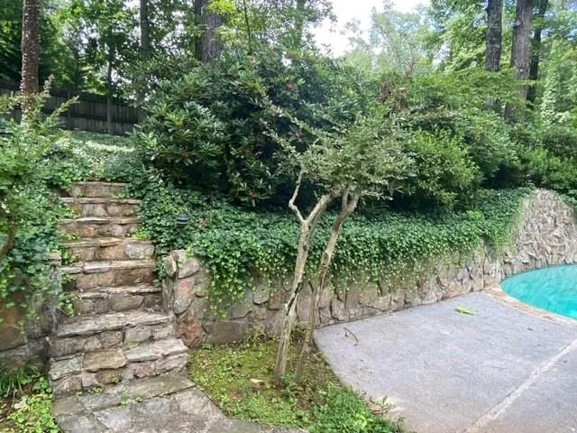 145 Old College Way, Atlanta, Georgia 30328, 5 Bedrooms Bedrooms, ,5 BathroomsBathrooms,Residential,Sold,145 Old College Way,6894673