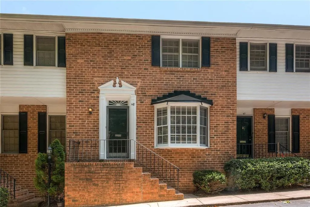 6520 Roswell Road Unit 48, Sandy Springs, Georgia 30328, 2 Bedrooms Bedrooms, ,1 BathroomBathrooms,Residential,Sold,6520 Roswell Road Unit 48,5749016