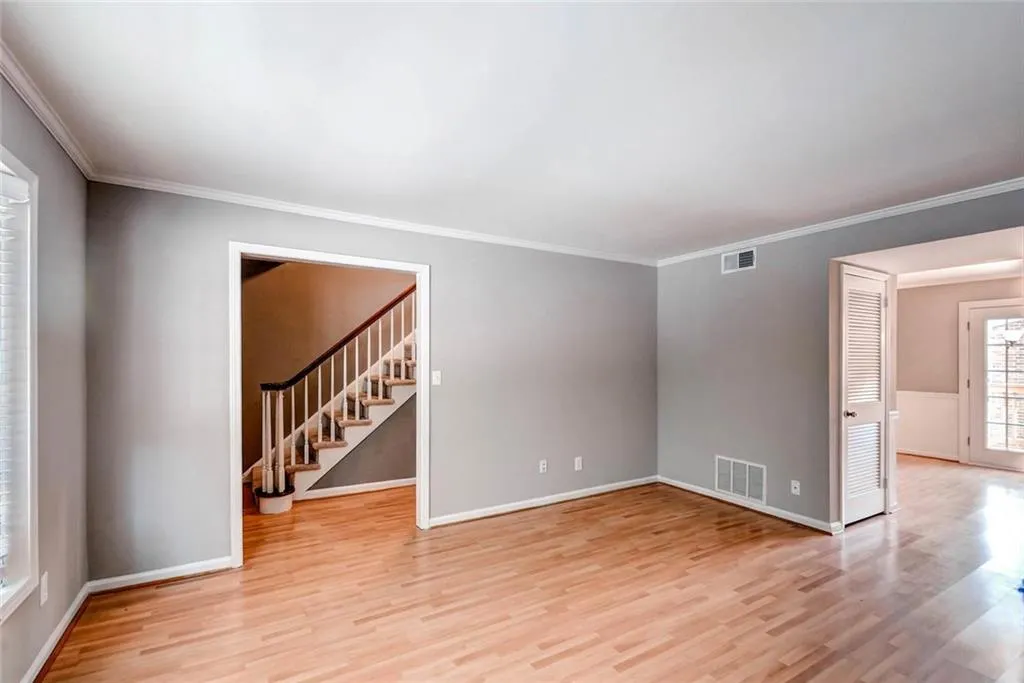 6520 Roswell Road Unit 48, Sandy Springs, Georgia 30328, 2 Bedrooms Bedrooms, ,1 BathroomBathrooms,Residential,Sold,6520 Roswell Road Unit 48,5749016