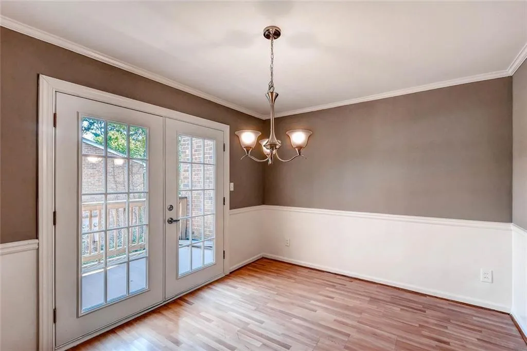 6520 Roswell Road Unit 48, Sandy Springs, Georgia 30328, 2 Bedrooms Bedrooms, ,1 BathroomBathrooms,Residential,Sold,6520 Roswell Road Unit 48,5749016